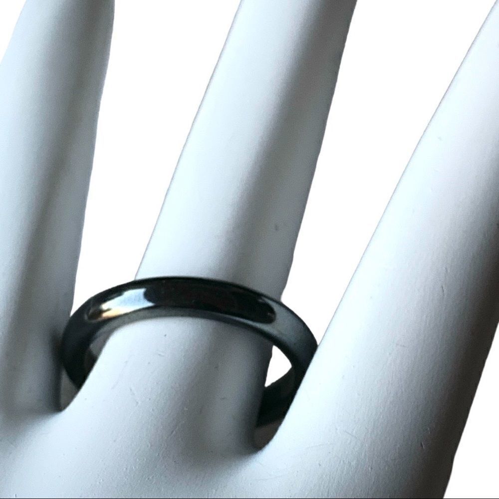 Hematite ring size 8.75 1/8th “W new old stock